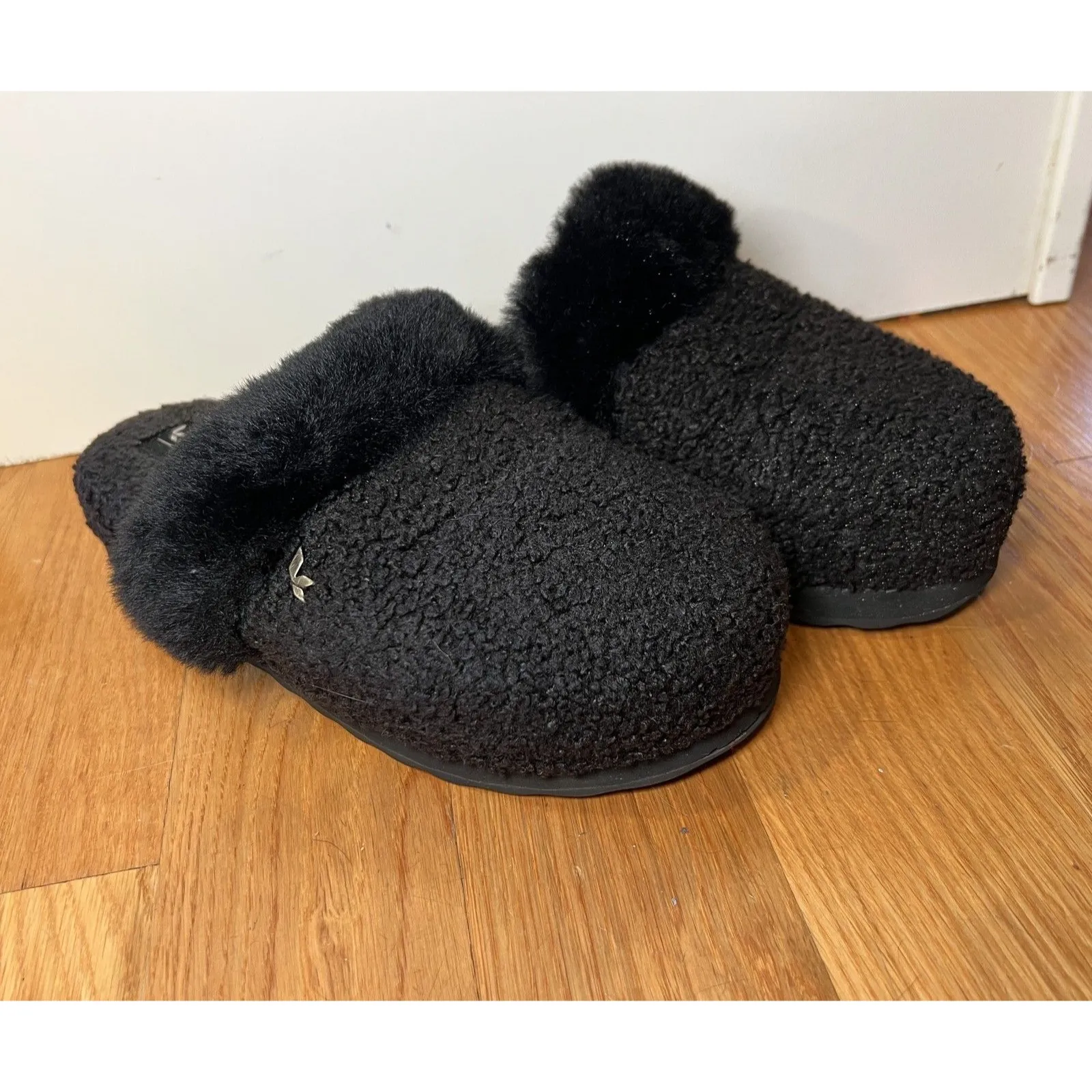 Koolaburra by UGG Shoes Womens Size 8 Teddy Furry Sherpa Slippers Cozy Mule Black - Image 3