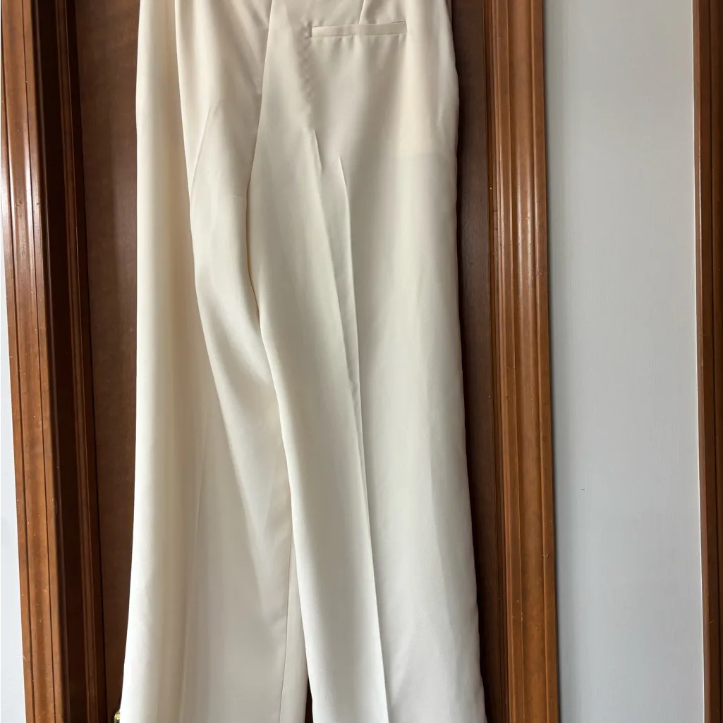 DKNY Wide Leg Crepe Trousers Eggnog color - Image 9