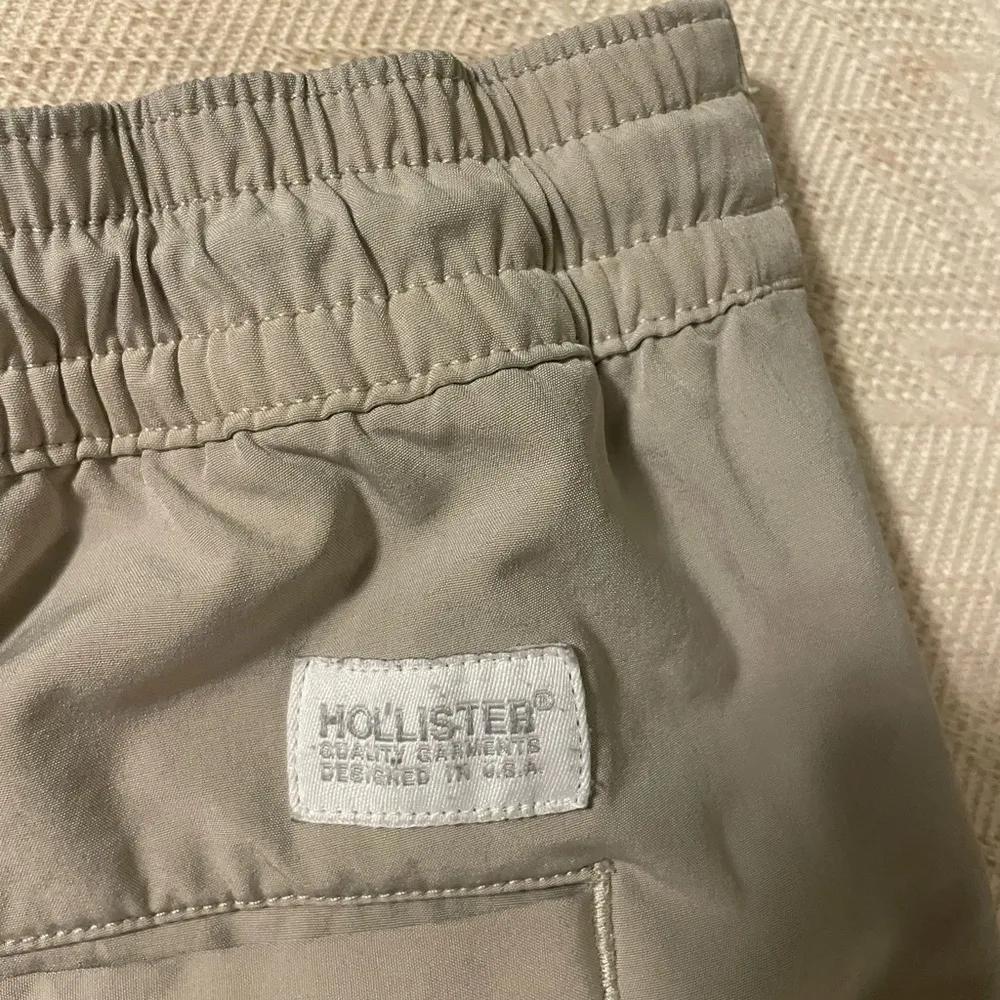 Hollister Tan Bermuda Shorts Classic Cotton Blend - Image 3