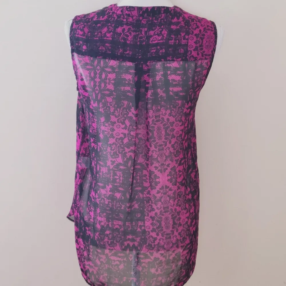 a.n.a paisley print blouse size medium - Image 5