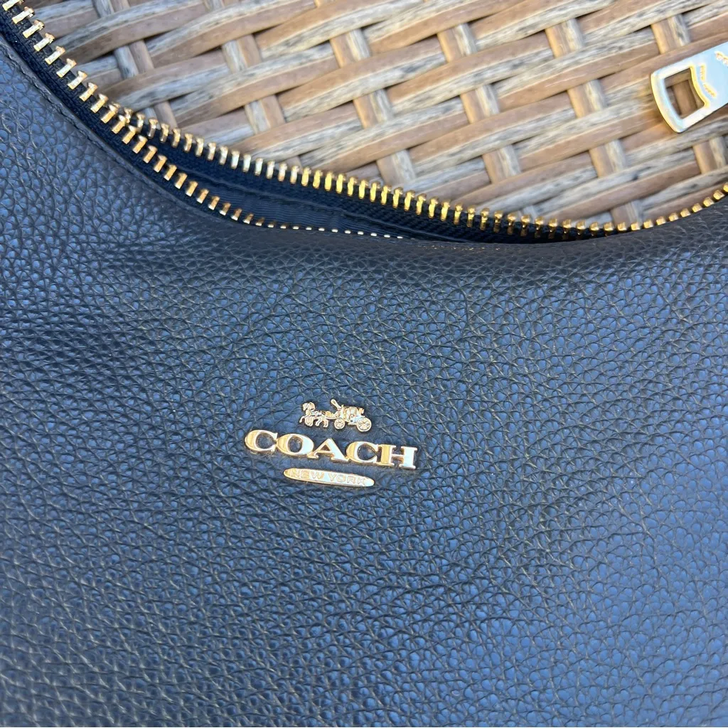 Coach Harley East West Hobo Leather Shoulder Bag Colorblock Navy Blue Ivory - Image 4