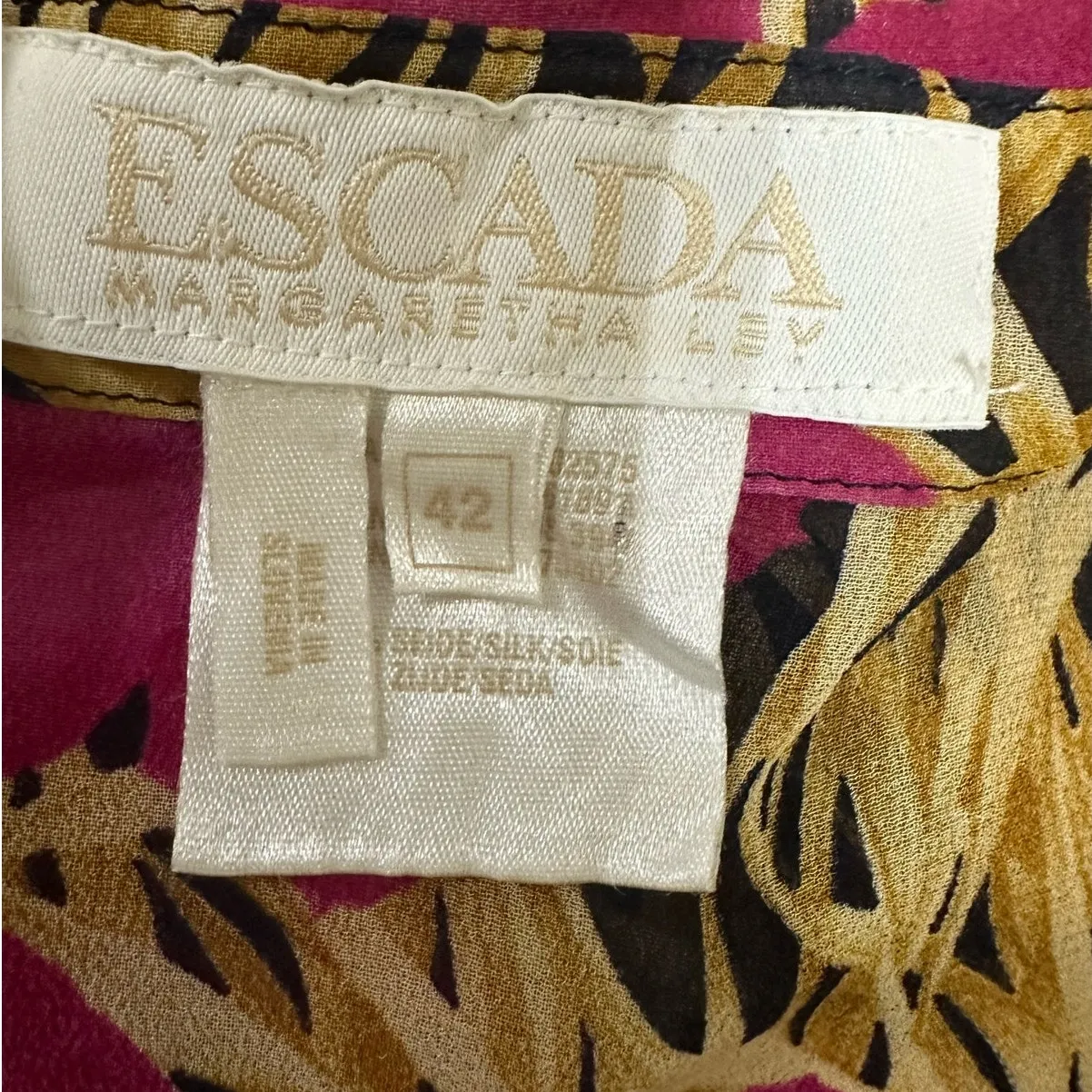 Escada Vintage 80s Blouse Silk Pink Hibiscus Floral Short Sleeve Size L - Image 2