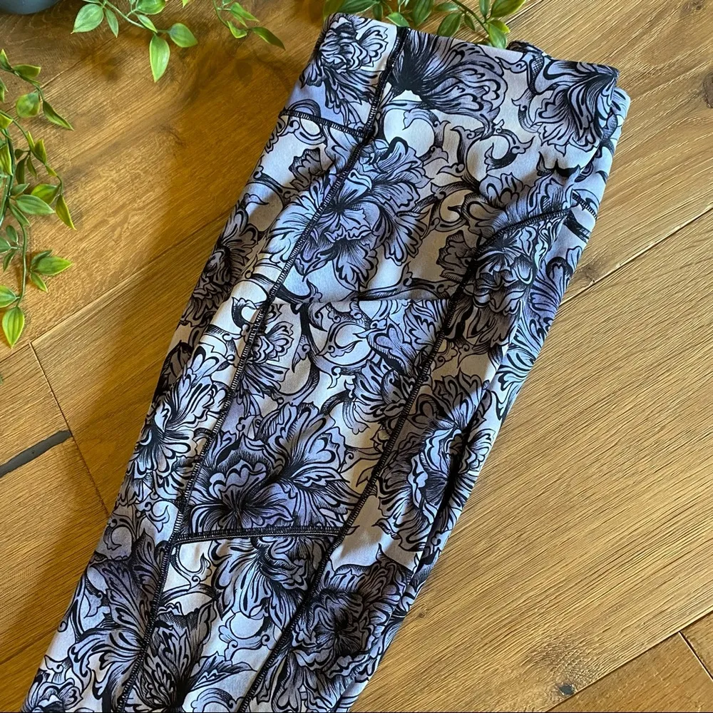 Lululemon Speed Up Tight Hanakotoba Starlight - Image 9