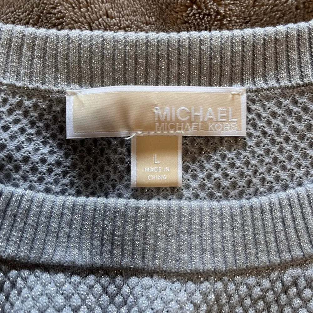 MICHAEL KORS Powder Cold Shoulder Women’s Pullover Sweater Sz L EUC - Image 5