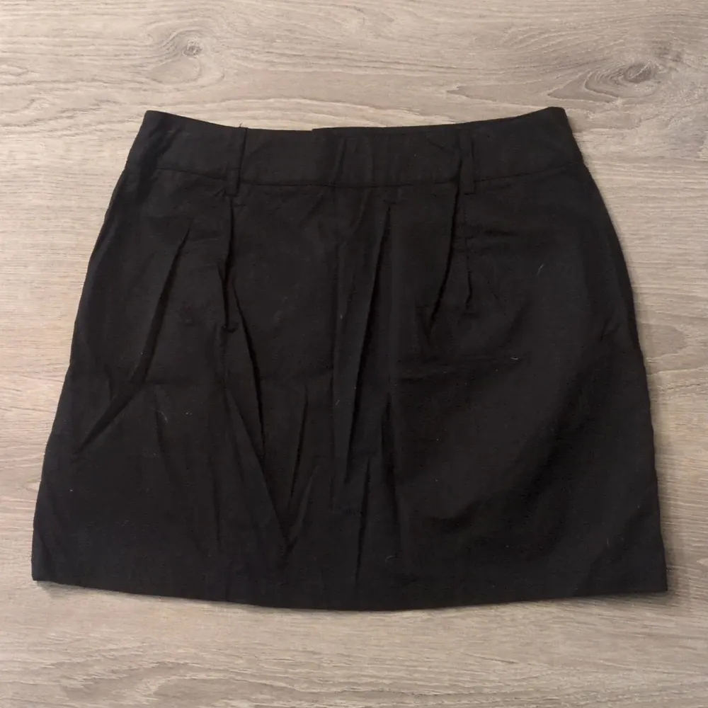 SheIn ez wear black cargo skirt size large - Image 4