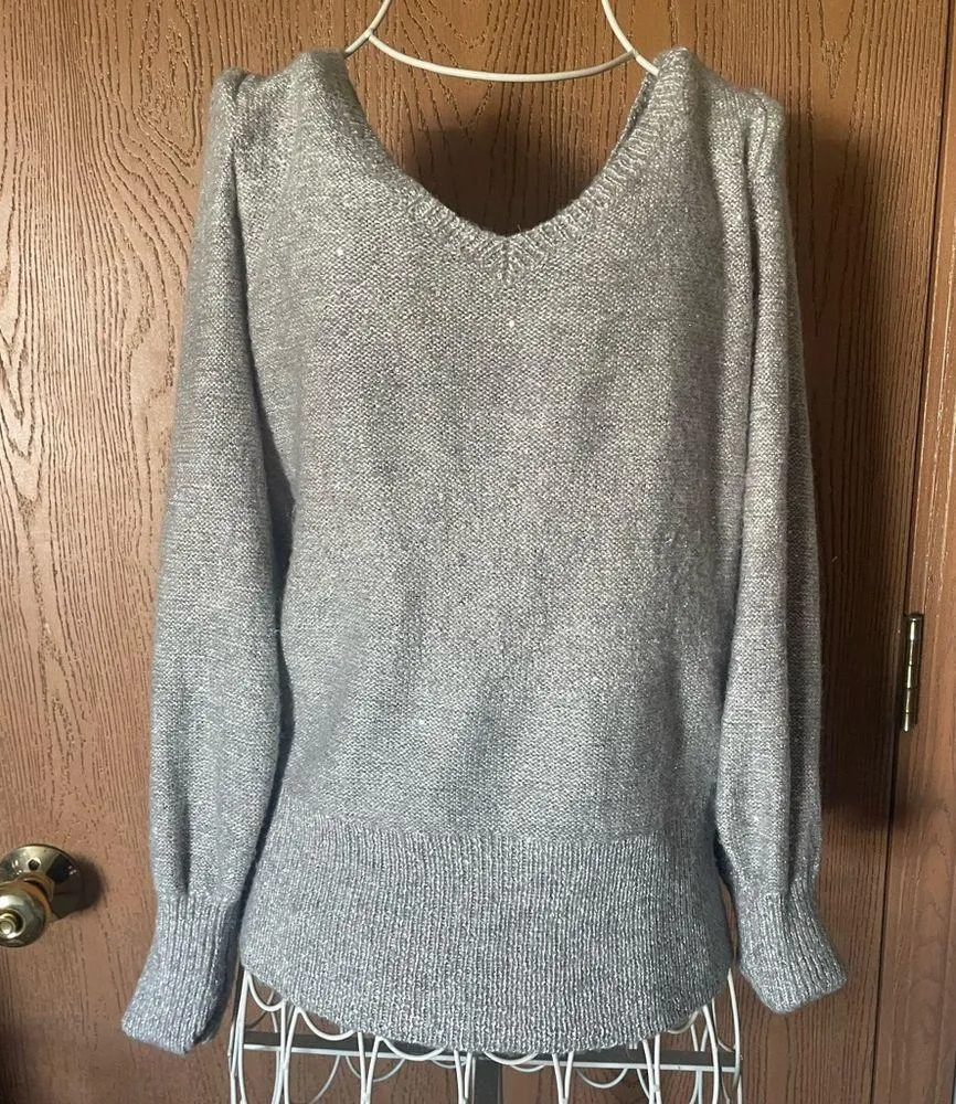 White House Black Market Gray/Silver Sequin Knit V-Neck Long Sleeve Sweater - Image 2