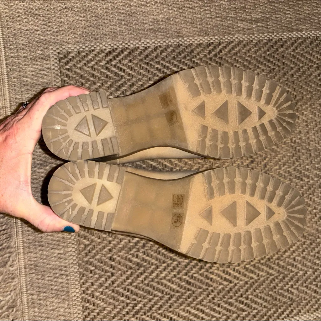 CHINESE LAUNDRY Good Day Platform Bootie 8.5/39 - Image 8