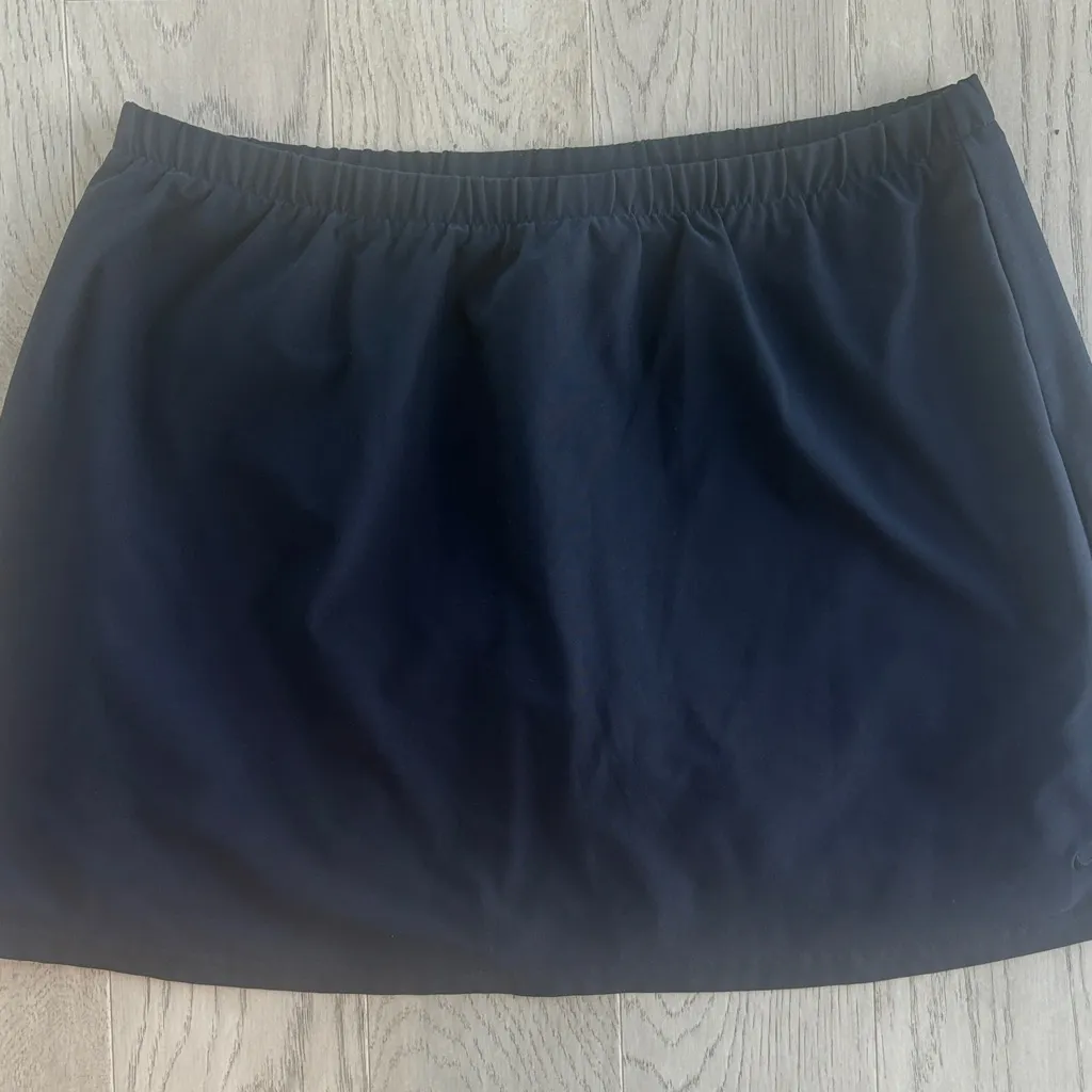 Nike Dri-Fit Dark Blue Skort XL - Image 2