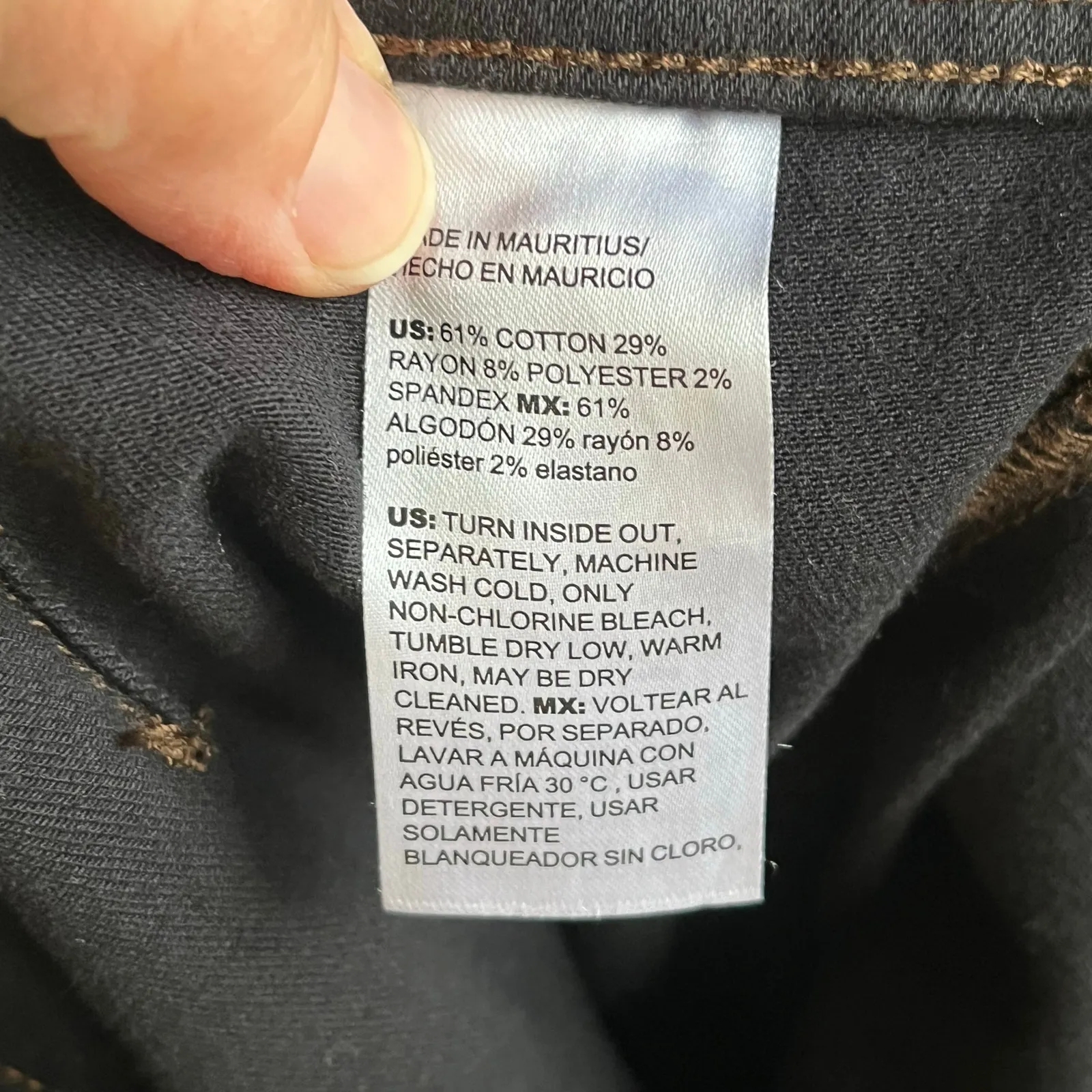 Chico's Women's Pull On Wide Leg Crop Jeans Black Size 10P - Image 6