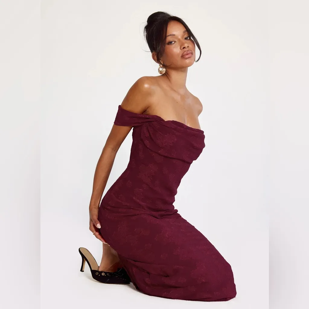 Princess Polly Azura Off The Shoulder Maxi Dress Burgundy - Image 11