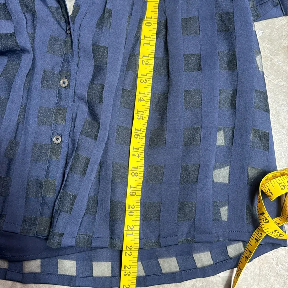Anthropologie Current Air Navy Blue Windowpane
Button Down Blouse Sz S - Image 10