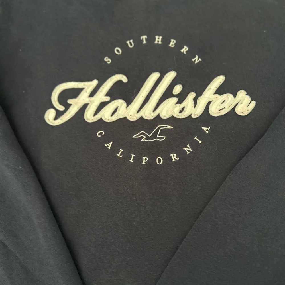 Hollister Blue Pullover Hoodie Sweatshirt - Image 2