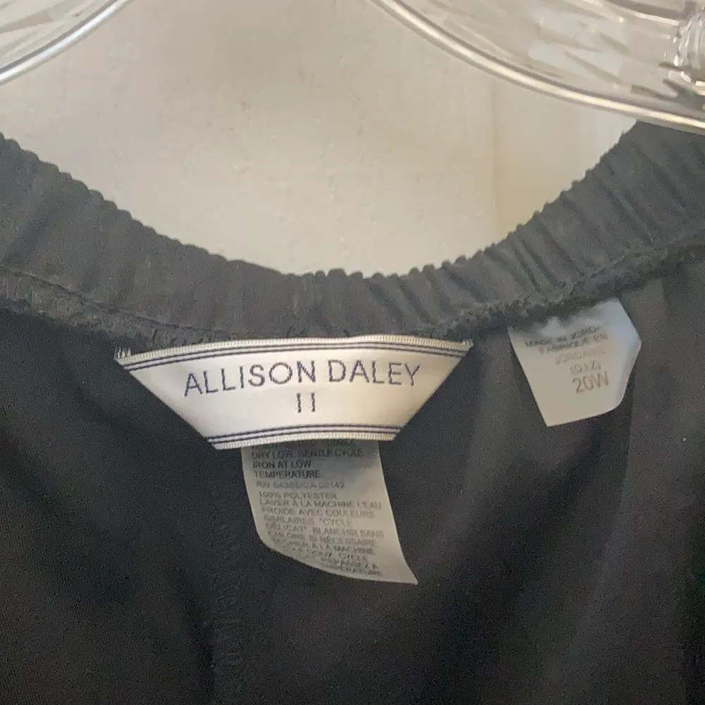 Allison Daley FINAL MARKDOWN Ladies  slacks 20w - Image 4
