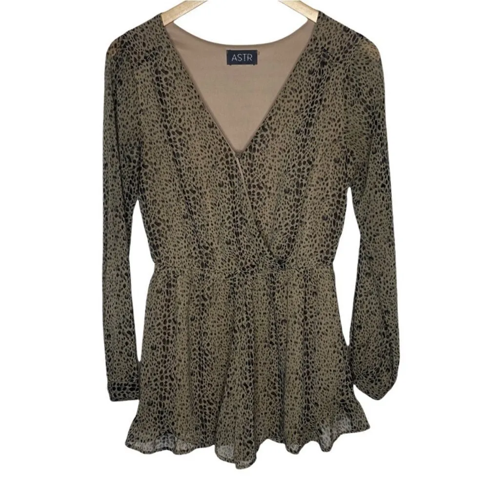 Revolve Astr the label cheetah print short ruffle romper - Image 3