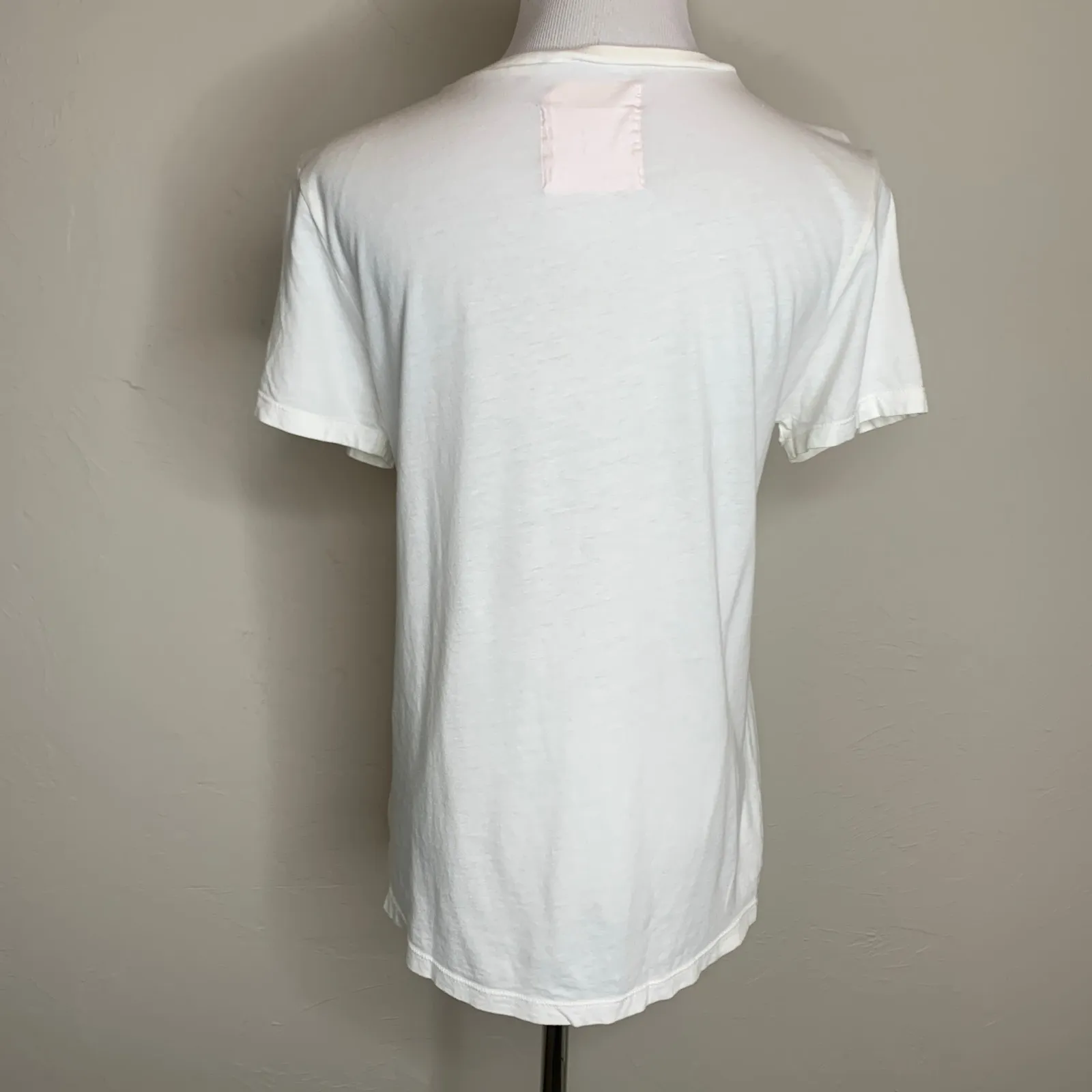 bando OUT OF OFFICE Graphic T Shirt Sz XS - Image 2