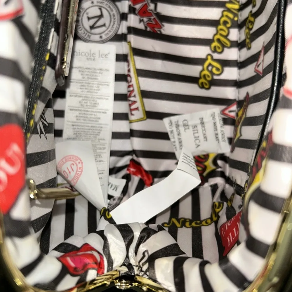 Black Crossbody Bag with Gold Chain and Decorative Patches - Image 10