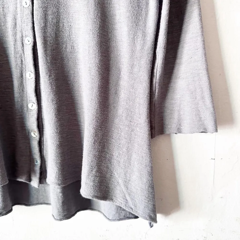 Cut Loose Gray Button Front Cardigan Top XS - Image 4