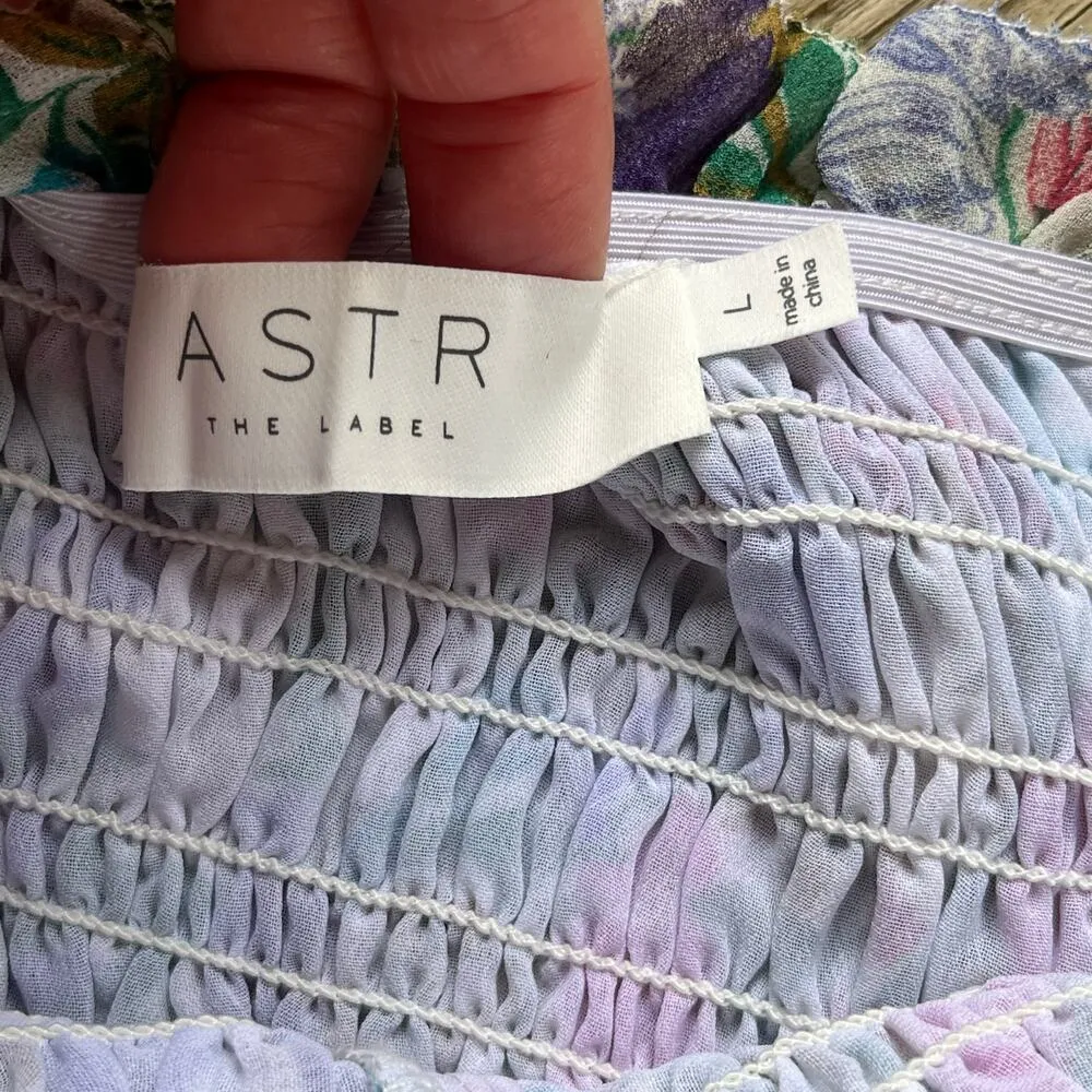 ASTR The Label Women's Colorful Floral Smocked Crop Top Size L - Image 7