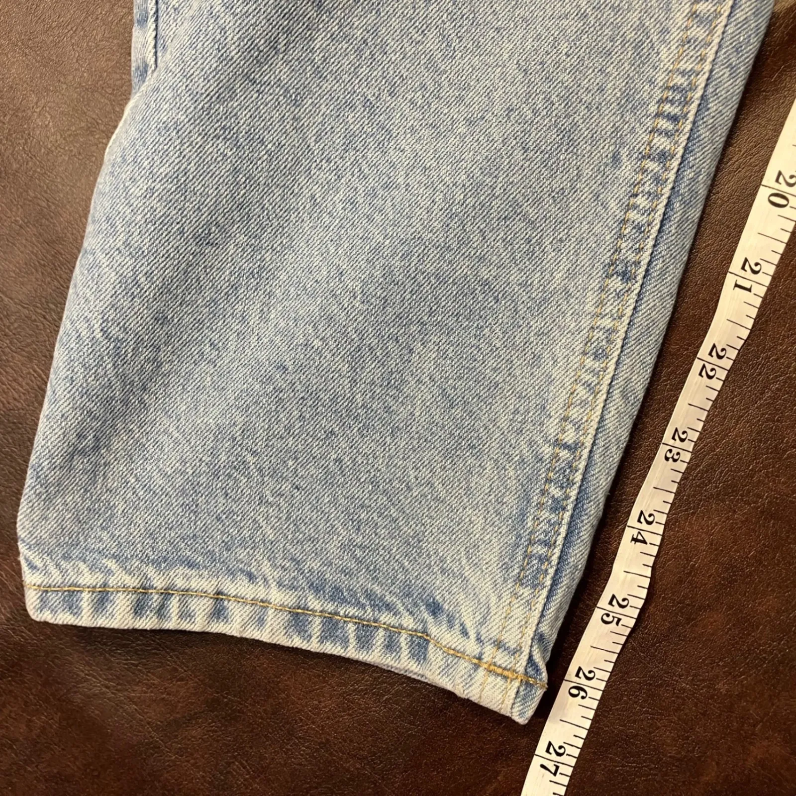 H&M US 16 High Waisted Mom Jeans Light Wash‎ Denim Womenswear Classic - Image 14