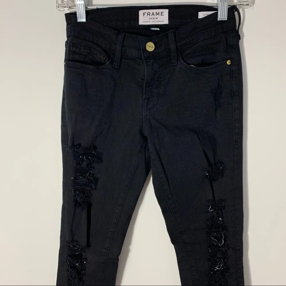 Frame Le Skinny De Jeanne Distressed Film Noir Jeans Size 24 - Image 5