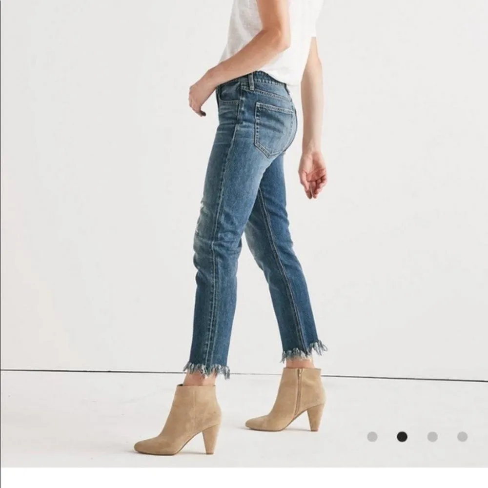 Lucky Brand Sienna Slim Boyfriend High Rise Distressed Raw Hem Jeans 8 / 29 - Image 98