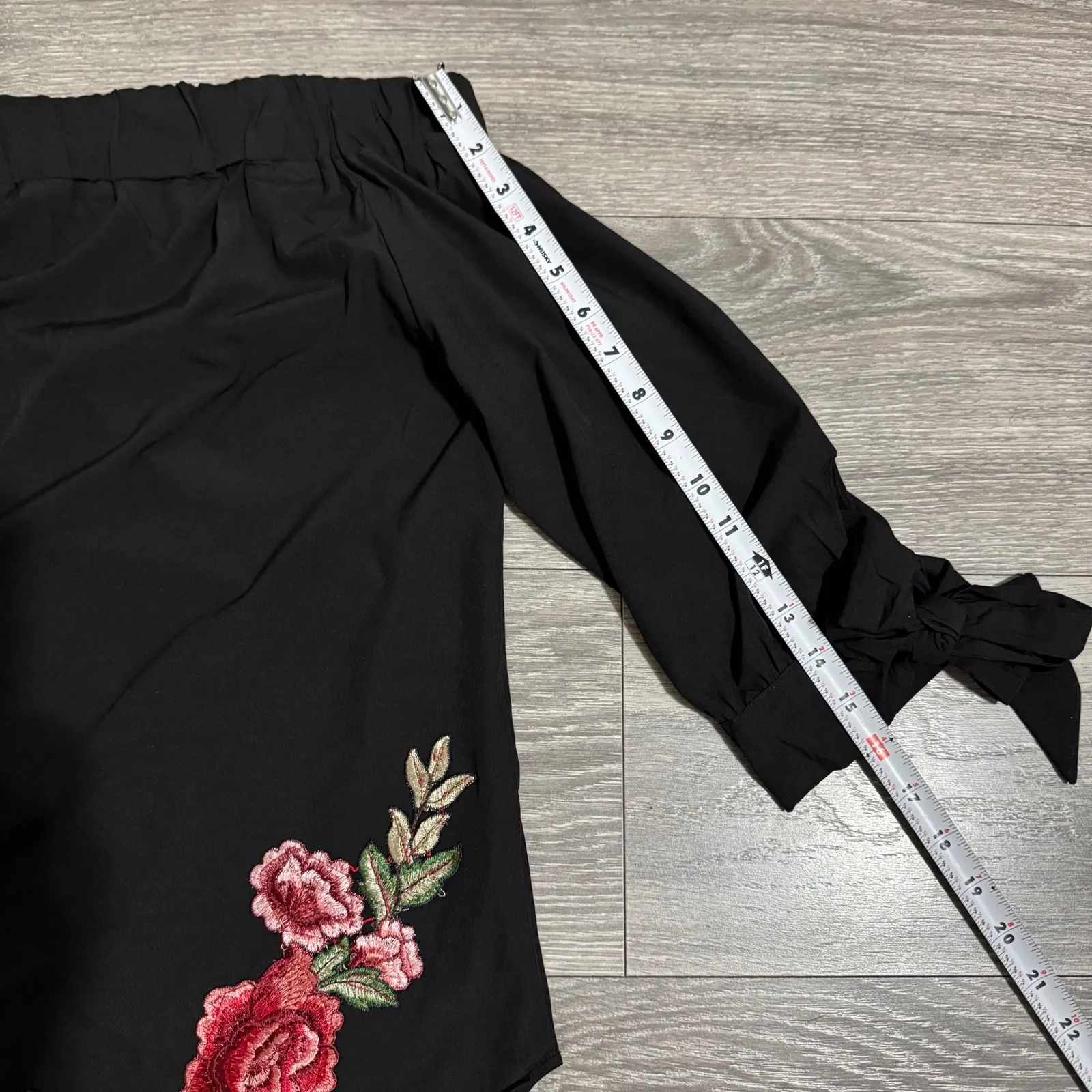 GIBIU USA Bohemian Black Off Shoulder Embroidered Rose Sleeve Tie Goth Top L Size L - Image 10