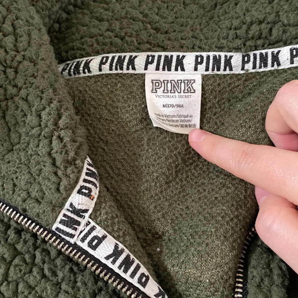 Pink Victoria’s Secret fleece quarter zip soft shell pullover jacket olive sz M - Image 12