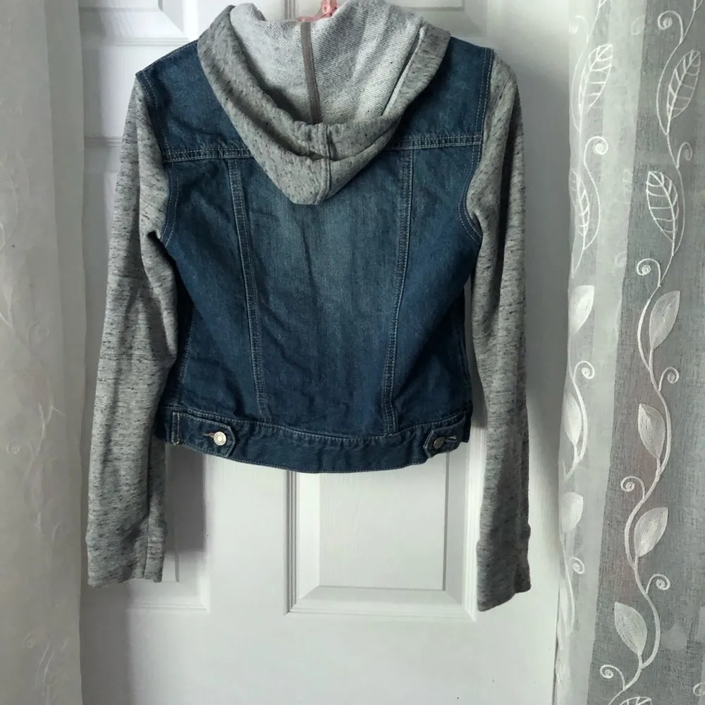 Mudd denim hoodie jacket, size small - Image 6