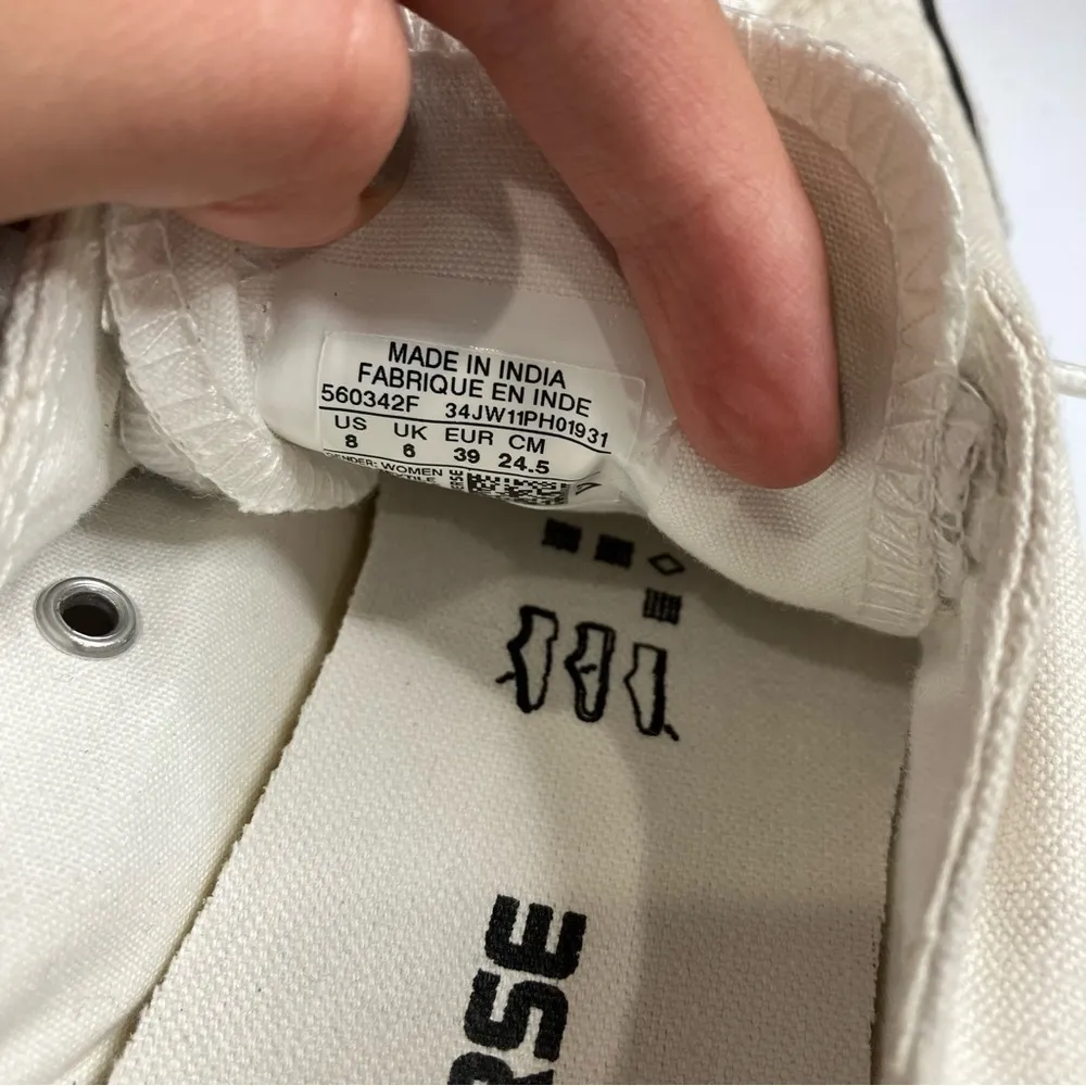 Converse double‎ tongue sneakers size 8 - Image 6