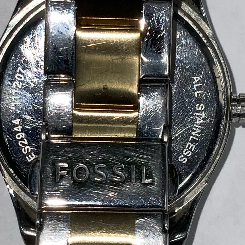 Fossil Riley ES2944 Women's Stainless Steel Analog Dial Quartz Watch - Image 4