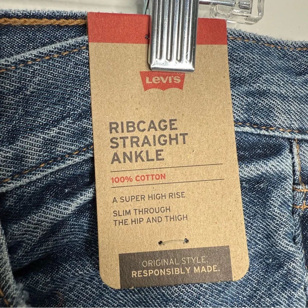 NWT Levis Ribcage Straight Ankle Jean Super HighRise‎ Distressed Blue 30 × 27 - Image 6