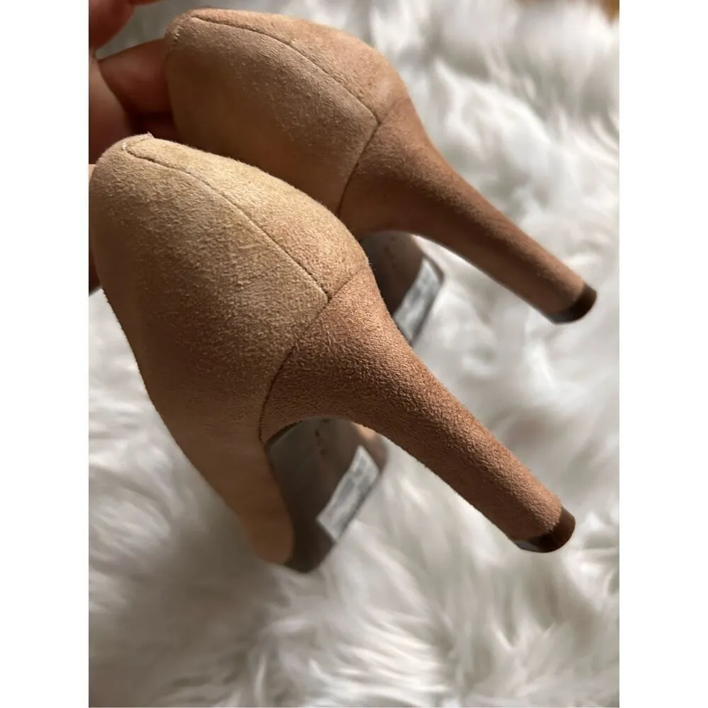 Clarks tan heels size 8.5 suede 3 inch heel comfy - Image 4