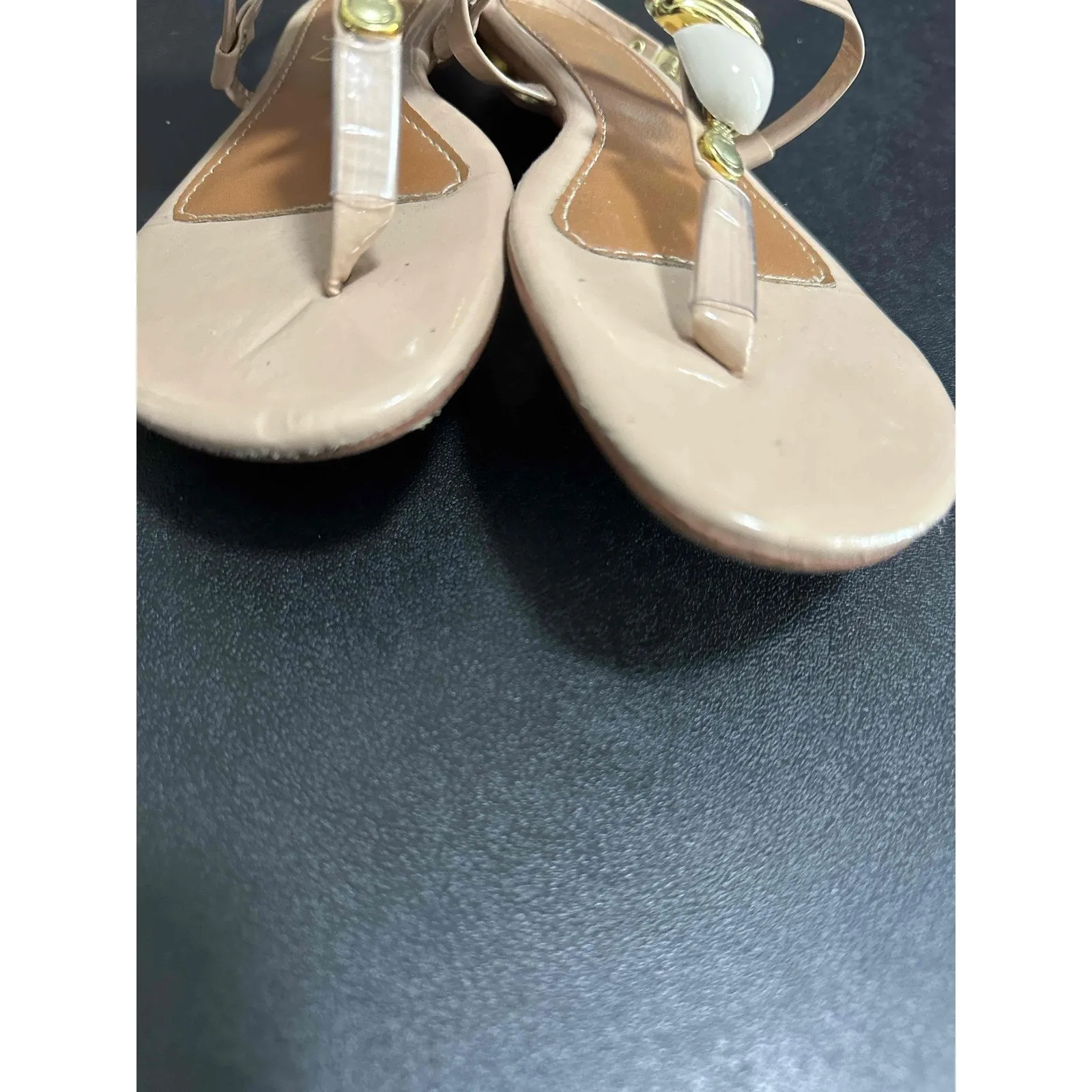 Isa Belly Beige Flat T Strap Wedge Sandals Women Size US 7 - Image 2