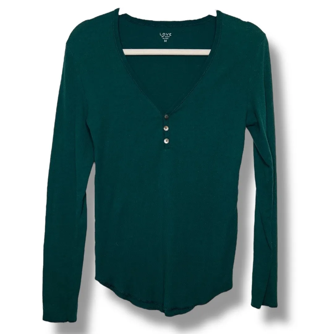 Love by Gap Green Long Sleeve  Henley Tee Shirt Medium - Image 2