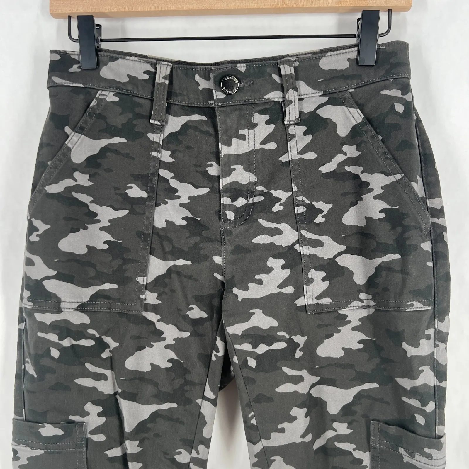 Banana Republic Sloan Pants Womens 4 Gray Olive Stretch Camo Utility Crop - Image 3