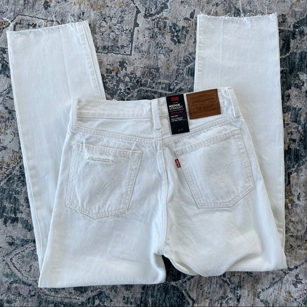 NWT Wedgie high rise distressed white cream jeans - Image 6
