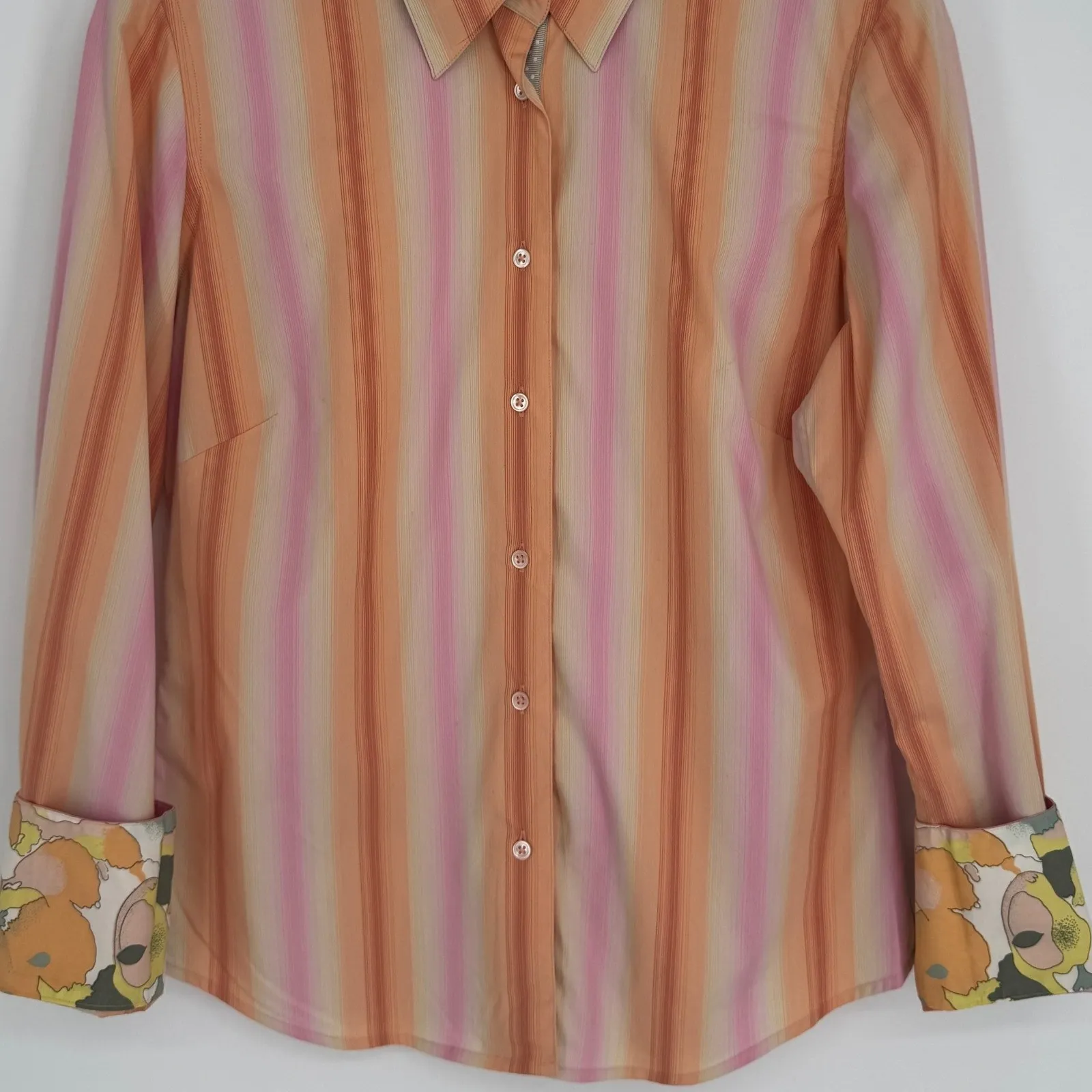 Robert Graham Button Down Shirt Size Medium Multicolor Stripe Artwear Boho Chic - Image 3