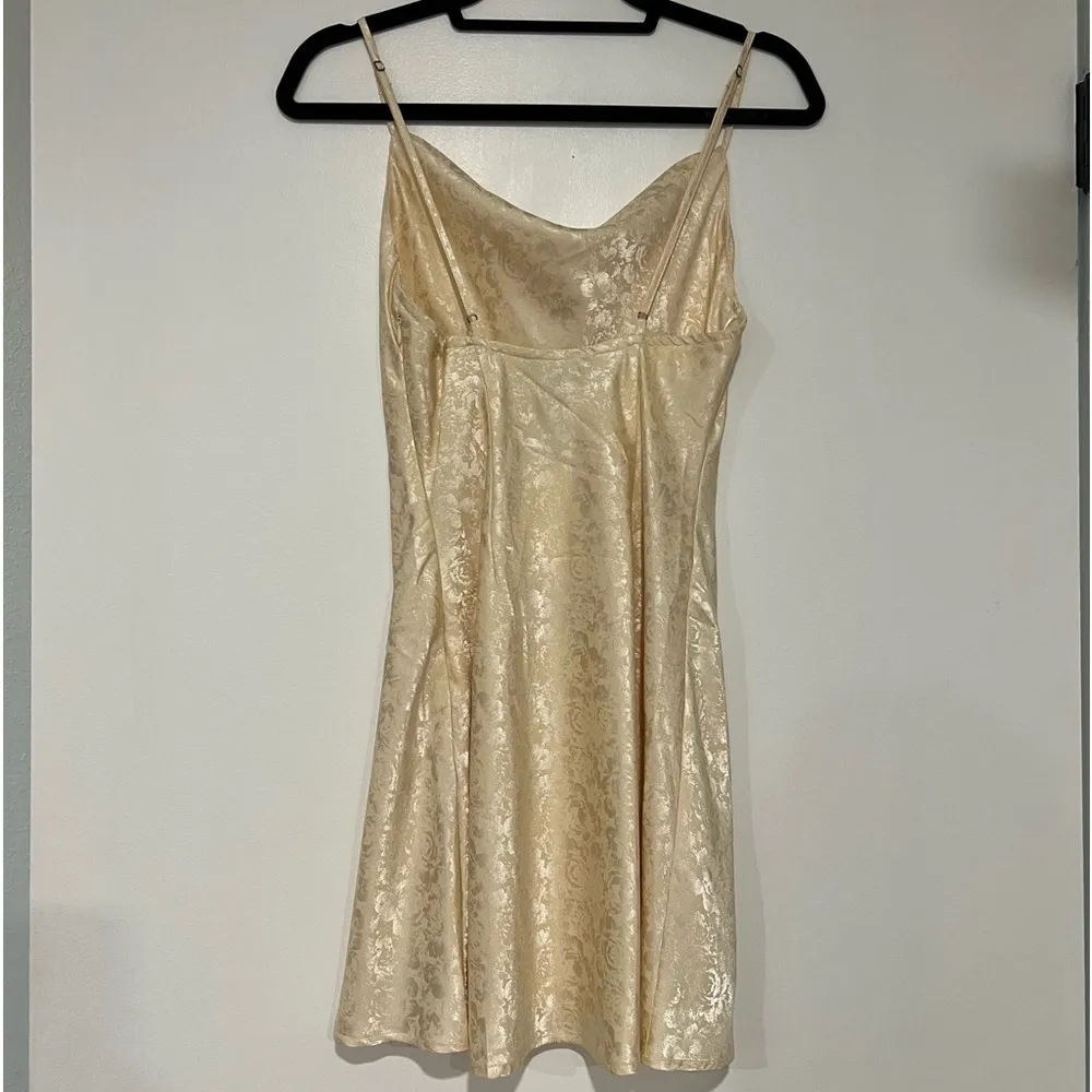 NWT champagne satin floral slip dress Tan - Image 5