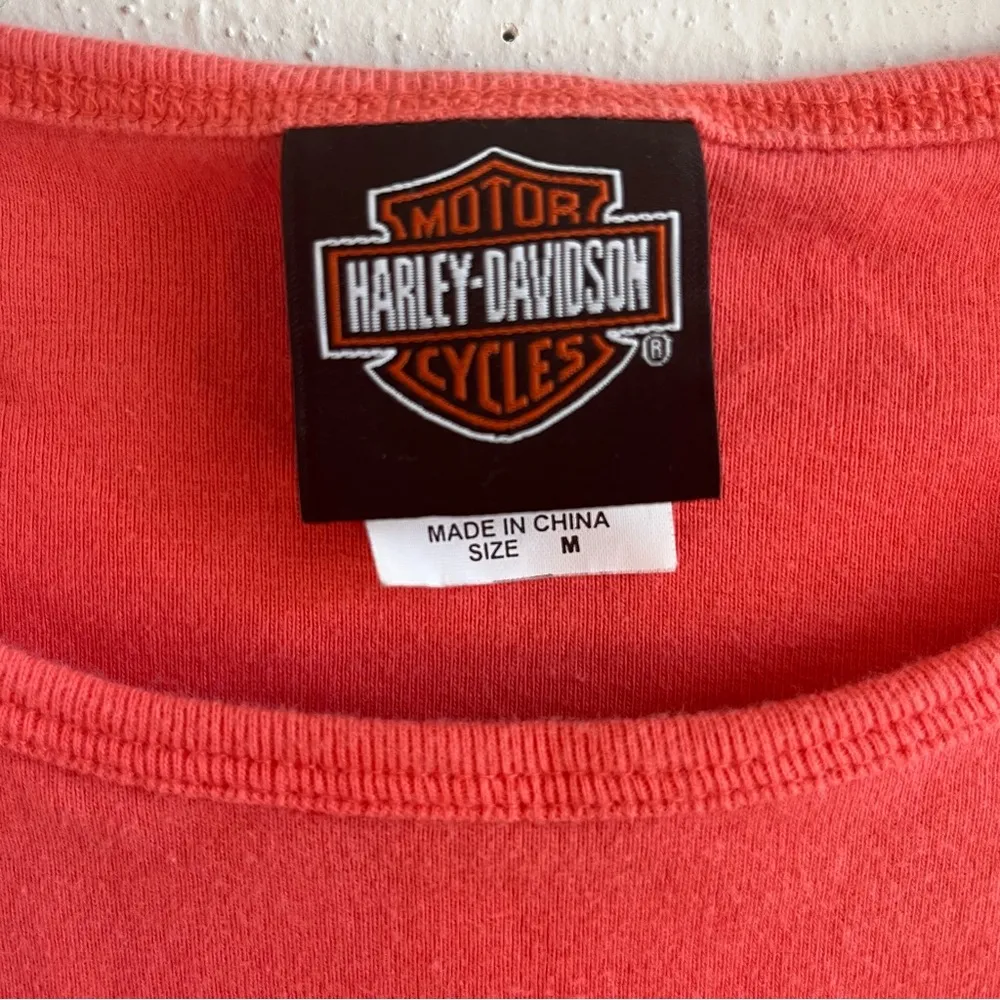 Harley-Davidson Tee Coral Crew Neck Black Metallic Logo Top Sz M EUC Meredith NH - Image 4