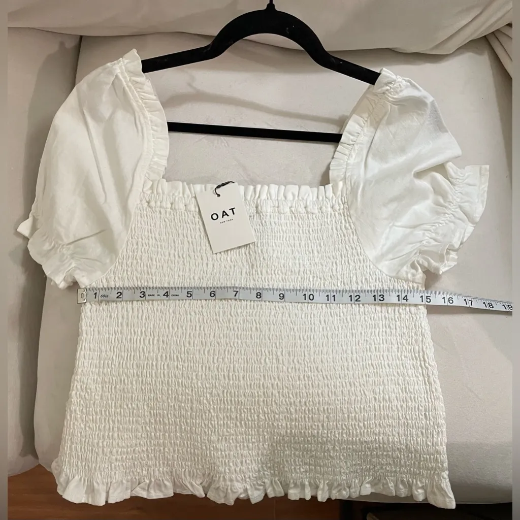 Oat New York NWT Elegant White Smocked Women's Top Short Sleeve Size XL - Image 4