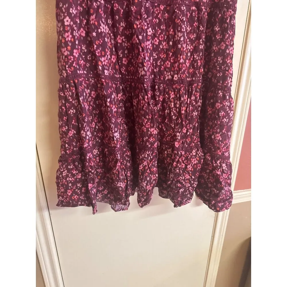 Wild Fable Womens Floral V-Neck Dress M Short Puff Sleeves Burgundy Pink 100% Ra - Image 5