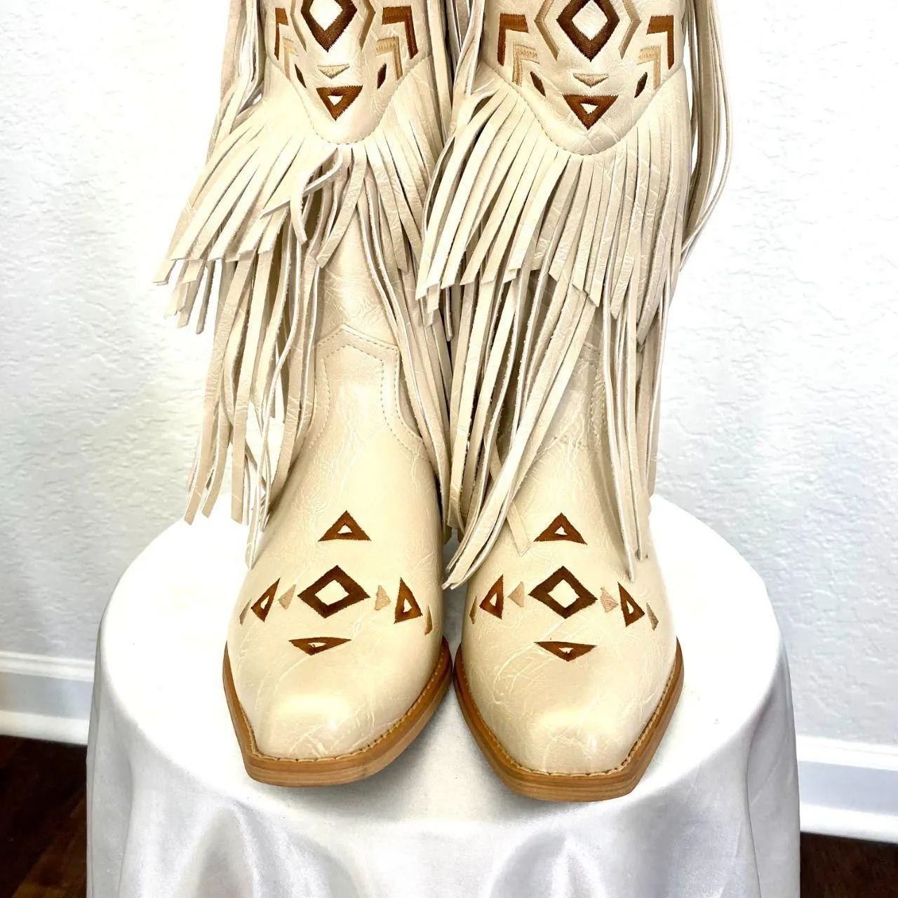 NEW SaraIris Western Tan Cream Fringe Tassel Cowgirl Cowboy Boots US 8 - Image 6