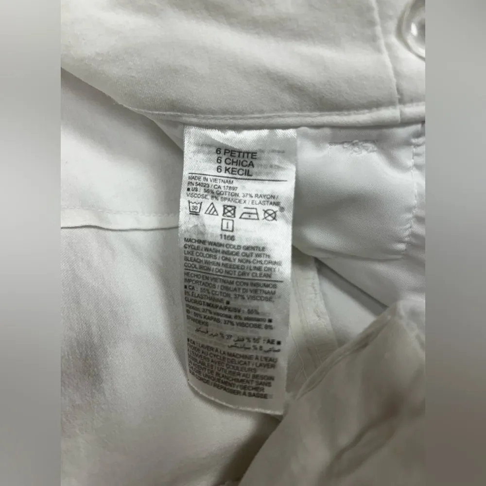 Old navy cropped white pixie pants - Image 3