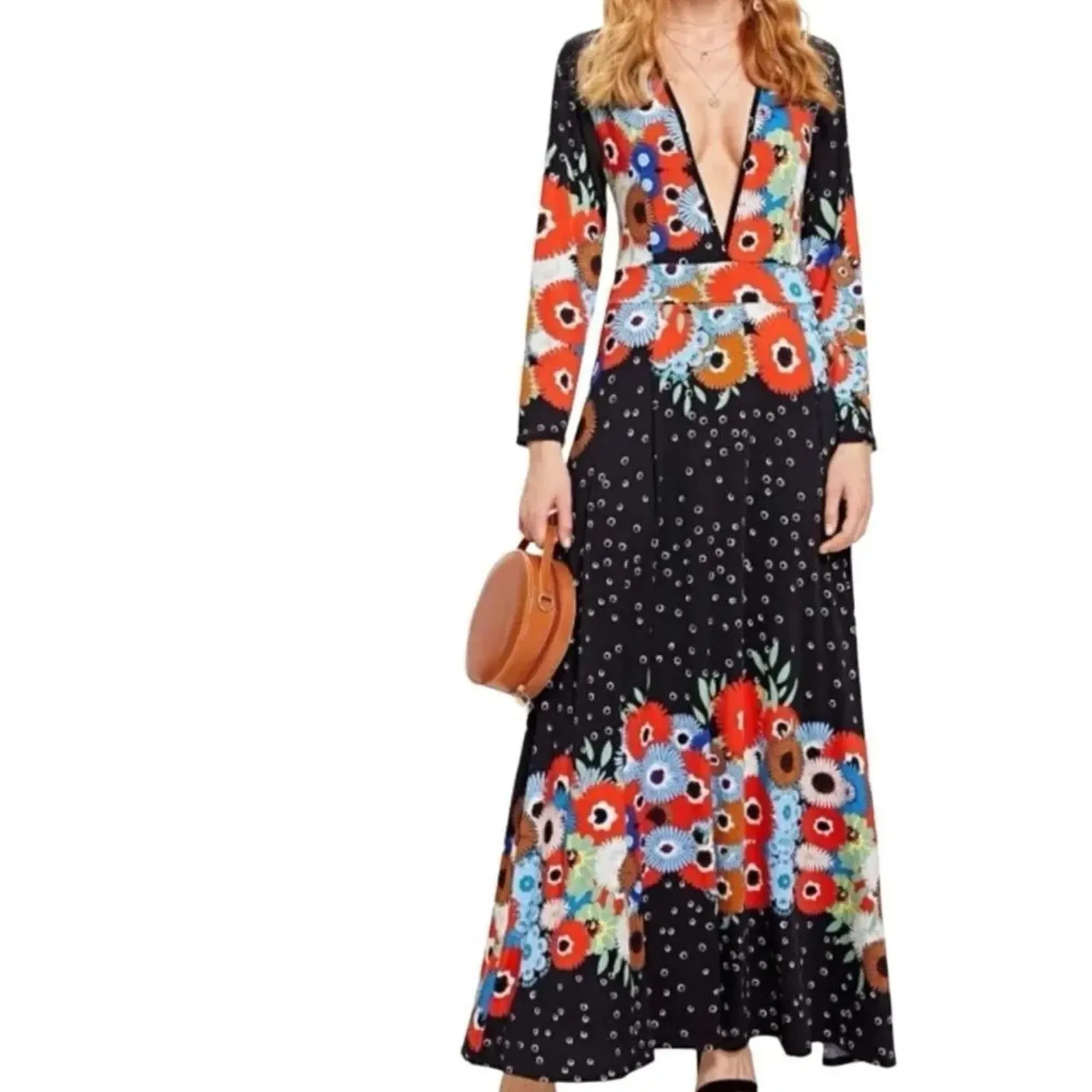 Deep V Neckline Floral Print Maxi Dress, Size Medium Pre-owned - Image 2