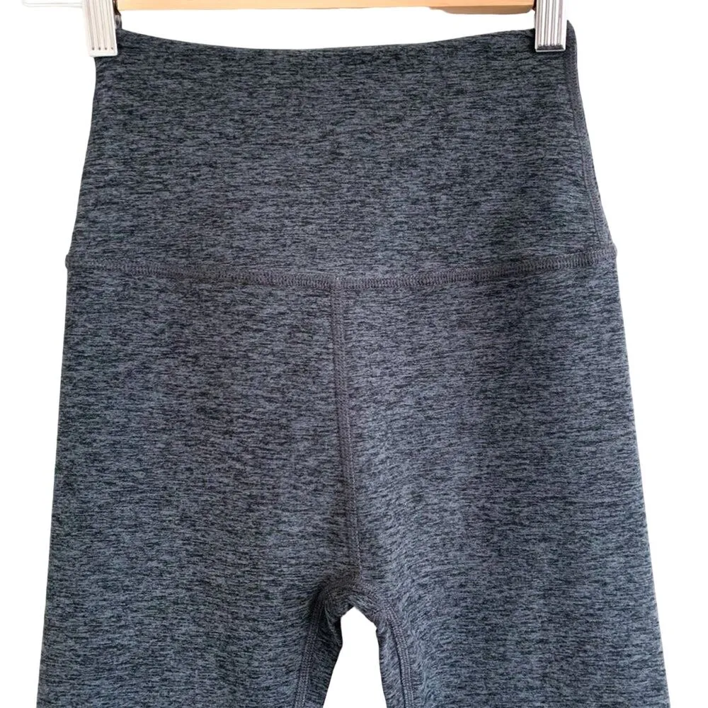 Beyond Yoga NEW Spacedye Walk and Talk High Waisted Capri Legging Grey Small - Image 3