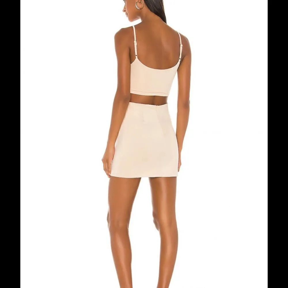 NWT Superdown Madalyn Skirt Set in Nude XL - Image 2