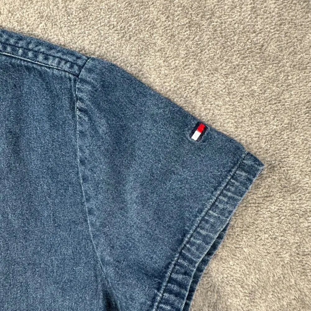 Tommy Hilfiger Floral Embroidered Blue Jean Denim Blouse Women's 10 Short Sleeve - Image 2