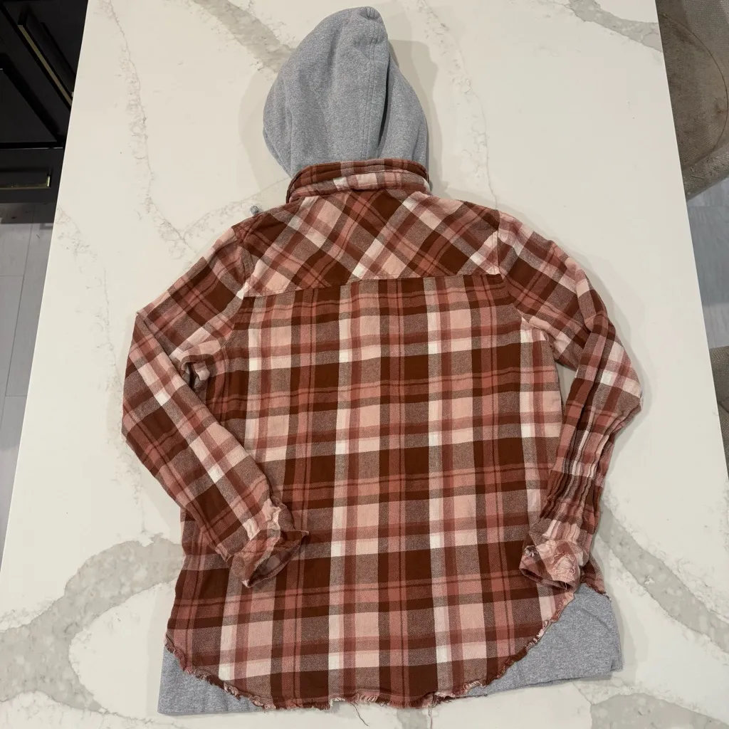 BKE Boyfriend Hooded Distressed Flannel Full Zip Shacket Womens Medium Rust Pink - Image 7