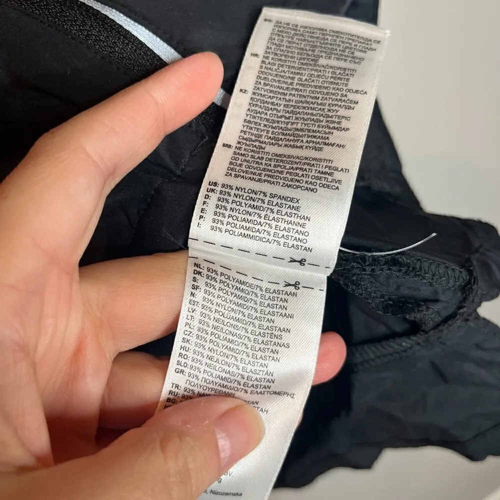 Reebok 🌺  mixed media zip up athletic jacket - Image 3