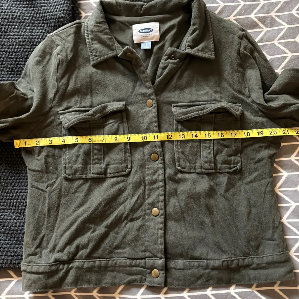 Old Navy Bomber Button Up Sweater 100% Cotton Size Large Cropped Jacket Green - Image 9